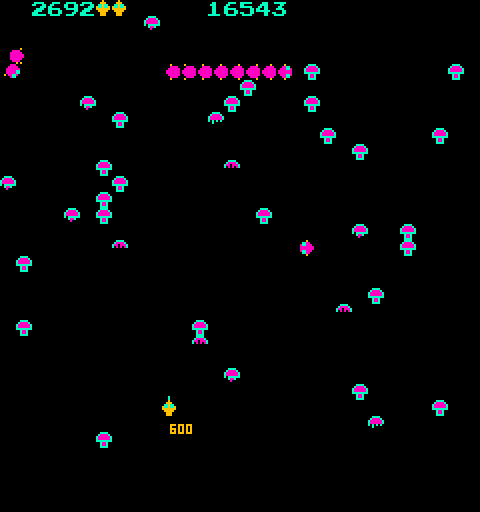 Centipede Arcade Screenshot: 600 points for shooting the spider.