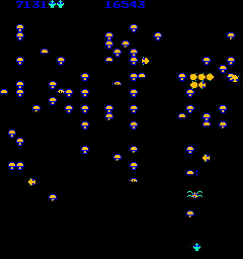 Centipede Arcade Screenshot: Avoid the pesky spider!