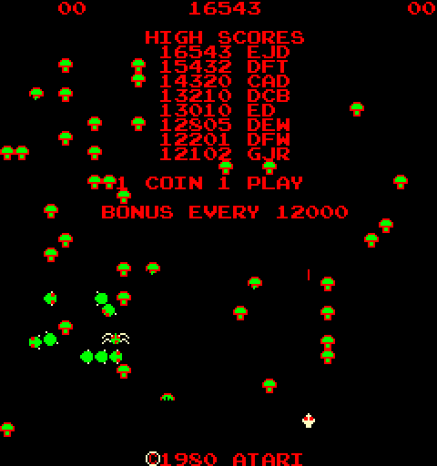 Centipede Arcade Screenshot: Game attract mode.