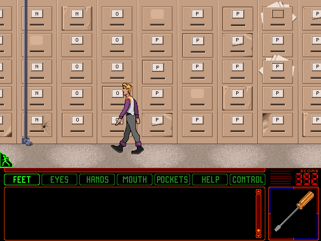 Space Quest 6: Roger Wilco in the Spinal Frontier IBM PC/Compatibles Screenshot: So many files to search, where do I begin?