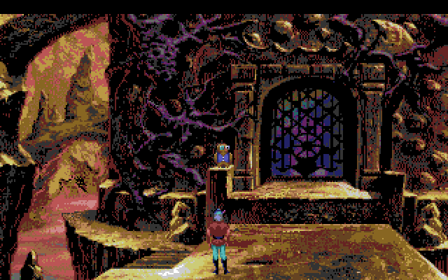 King's Quest V: Absence Makes the Heart Go Yonder! Amiga Screenshot: The main entrance is locked; better find another route.