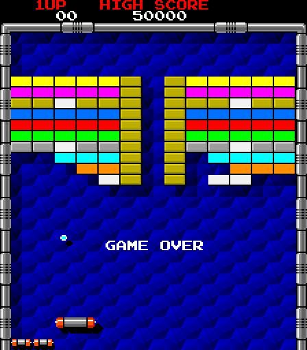 Arkanoid Arcade Screenshot: Game attract mode; each round has a different brick layout.