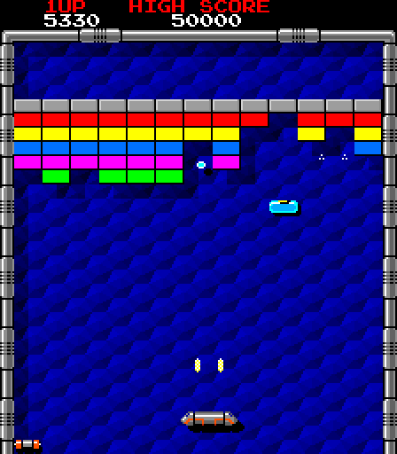Arkanoid Arcade Screenshot: Use the laser paddle to shoot bricks.