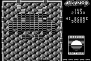 Arkanoid for Macintosh - Round 5 features an alien formation and lots of difficult to destroy bricks.