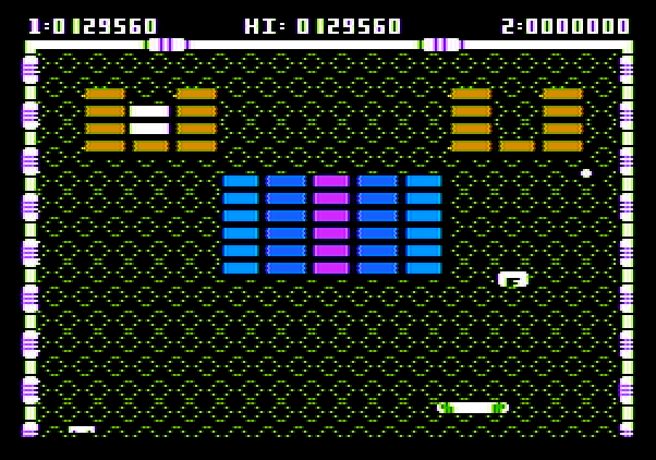 Arkanoid Apple II Screenshot: Gold bricks sometimes make hitting other bricks tricky.