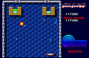 Arkanoid for Amiga - The indestructible gold bricks make the few remaining bricks tough to hit.
