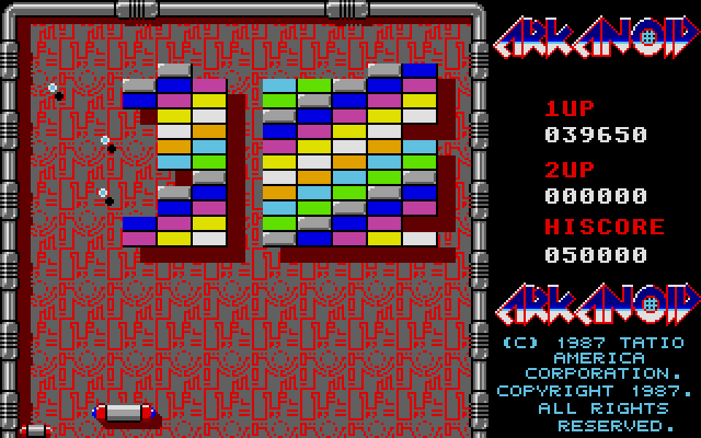 Arkanoid Atari ST Screenshot: Three balls in play at once...