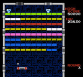Arkanoid for NES / Famicom - Round 3 in the Japanese release is slightly different than its North American counterpart.