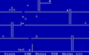 Willy The Worm for IBM PC/Compatibles - Nearing the top and jumping over a gap.