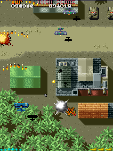Sky Shark Arcade Screenshot: Enemies become faster as the game progresses...