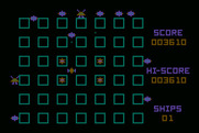 Crossfire for Atari 8-bit - Opponents emerge from the sides again...