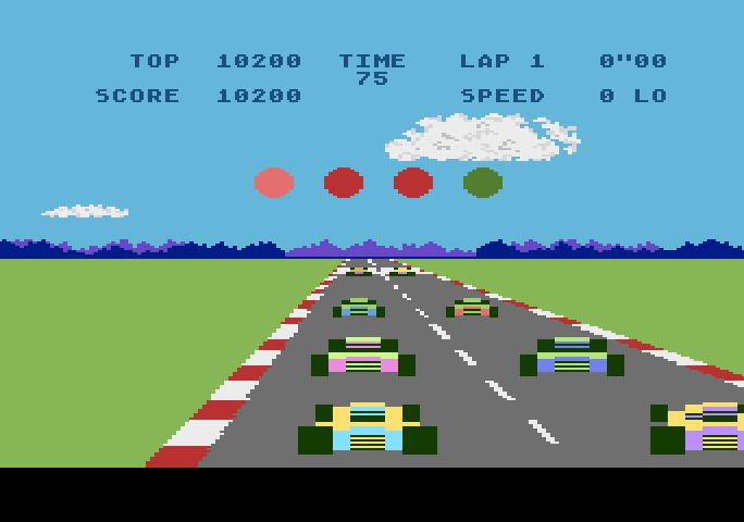 Pole Position Atari 5200 Screenshot: Go when the light turns green...