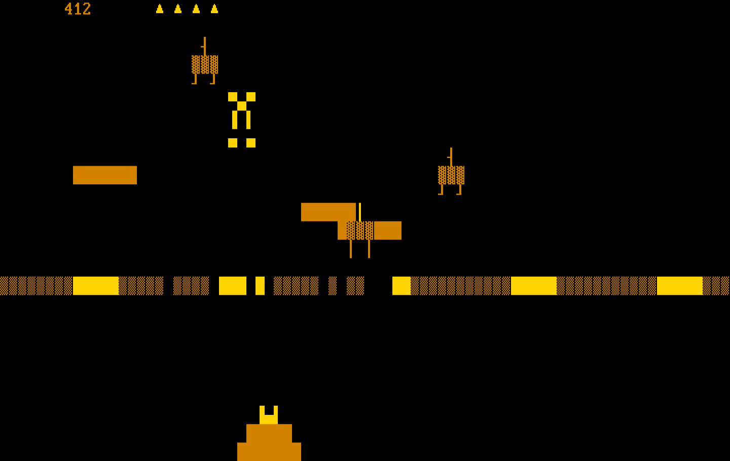 Czorian Siege IBM PC/Compatibles Screenshot: One opponent destroyed, more to go!
