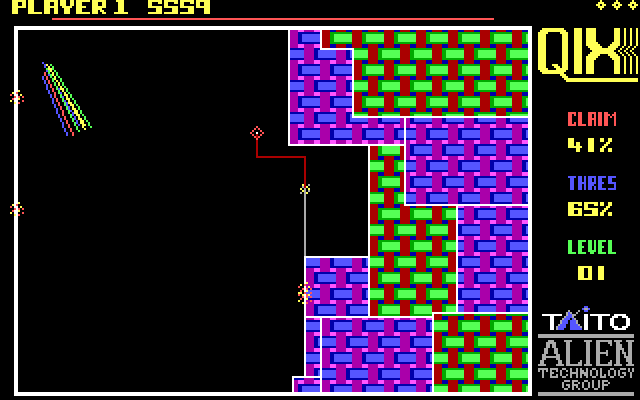 Qix IBM PC/Compatibles Screenshot: If you stop moving, the fuse will chase you!