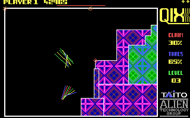 Qix IBM PC/Compatibles Screenshot: The level can be completed by splitting the Qix or reaching the threshold...