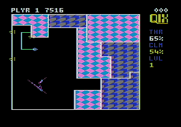 Qix Apple II Screenshot: Slowly trapping the Qix...