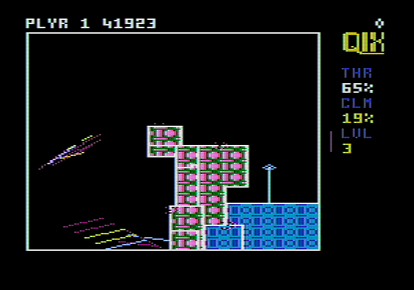 Qix Apple II Screenshot: There are now two Qix!