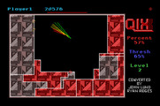 Qix for Apple IIgs - The game features many different color patterns for the claimed space.