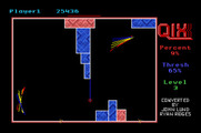 Qix for Apple IIgs - About to split two Qix.