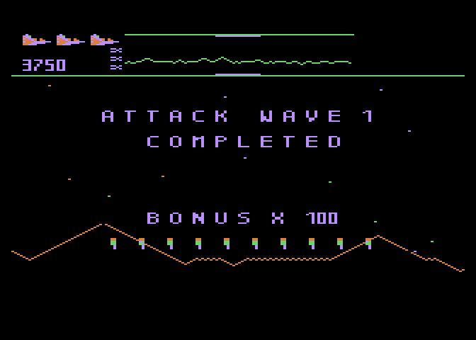 Defender Atari 8-bit Screenshot: Attack wave 1 completed!