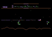 Defender for Atari 8-bit - Your ship can fly towards the left or right...