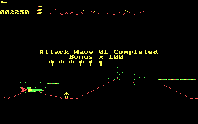 Defender IBM PC/Compatibles Screenshot: The first attack wave has been completed