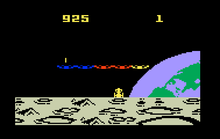Demon Attack Intellivision Screenshot: This wave of aliens arrives in a straight line pattern...