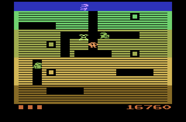 Dig Dug Atari 2600 Screenshot: Running from the last few enemies...