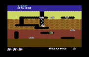 Dig Dug for Commodore 64 - You can use the air pump to attack vertically or horizontally...