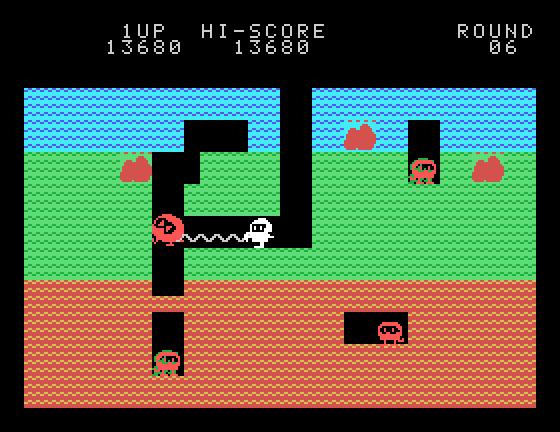Dig Dug Sord M5 Screenshot: Opponents start to get faster now...
