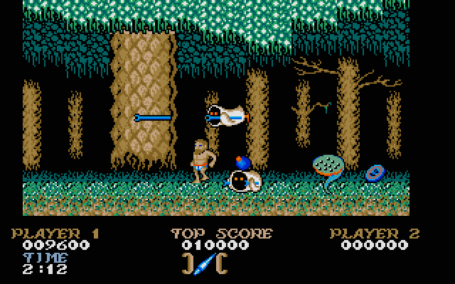 Ghosts 'N Goblins Atari ST Screenshot: I'm surrounded and need to act fast!