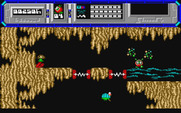 Starquake for Atari ST - Two narrow passages; timing is key to get through them safely!