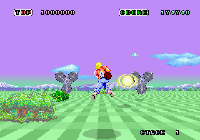 Space Harrier Arcade Screenshot: Blasting opponents...