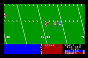 4th & Inches for Apple IIgs - Catching a pass.