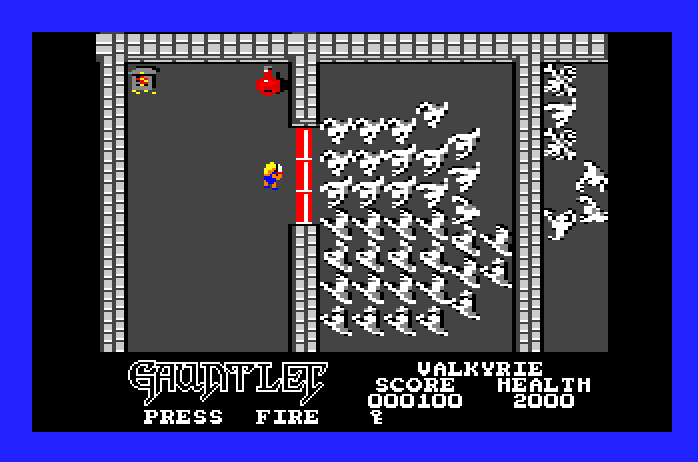 Gauntlet Apple IIgs Screenshot: Use keys to open doors.