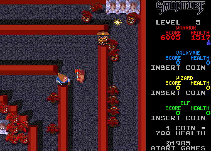 Gauntlet Arcade Screenshot: This level is full of demons, but I found some food!