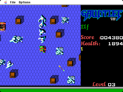 Gauntlet Macintosh Screenshot: I'm surrounded by ghosts!