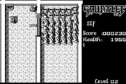 Gauntlet for Macintosh - Grab that potion to destroy all of the ghosts easily!