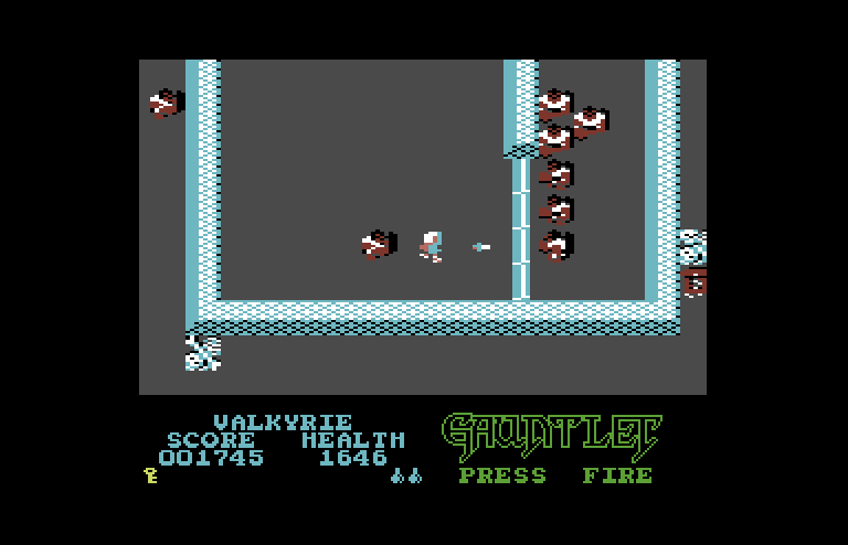 Gauntlet Commodore 64 Screenshot: You'll need to hit these grunts multiple times...