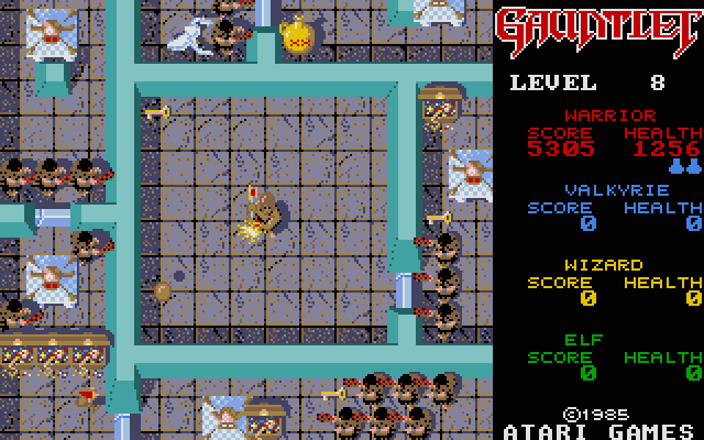 Gauntlet Atari ST Screenshot: Starting in a small room surrounded by trouble...