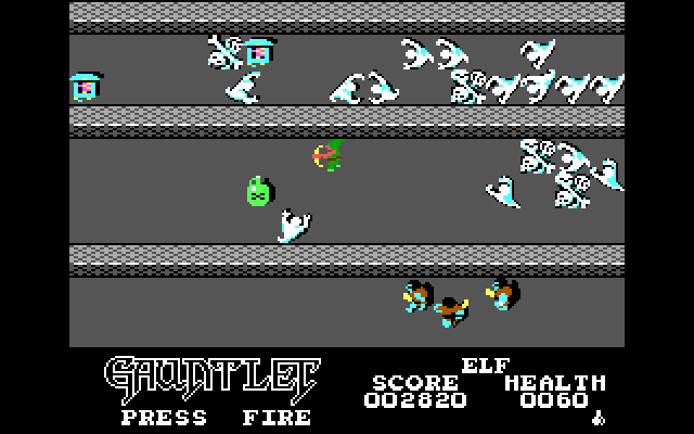 Gauntlet IBM PC/Compatibles Screenshot: Collect food to gain energy.