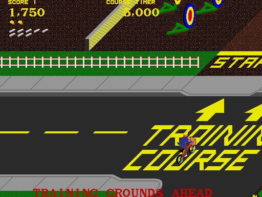 Paperboy Arcade Screenshot: Day 1 complete, time for the training course!