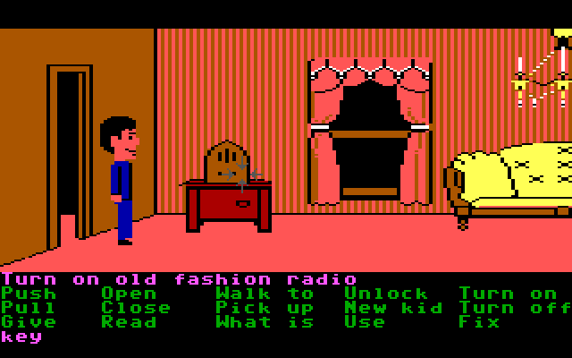 Maniac Mansion IBM PC/Compatibles Screenshot: Check out this old radio!