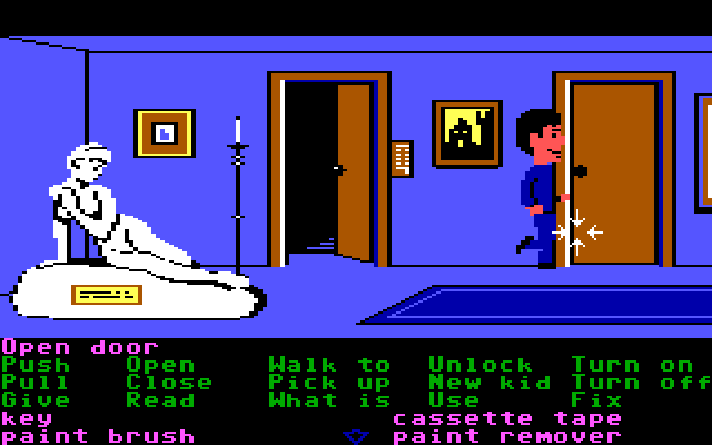 Maniac Mansion IBM PC/Compatibles Screenshot: Yet another hallway in the mansion...