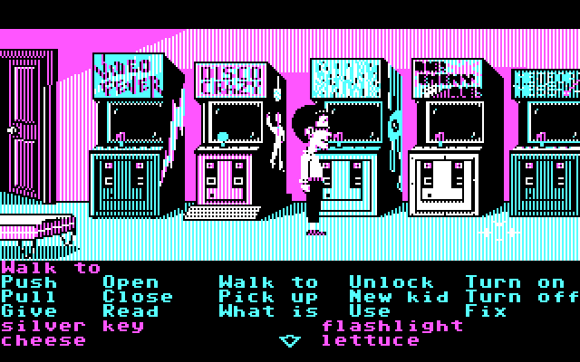 Maniac Mansion IBM PC/Compatibles Screenshot: Found an arcade...can any clues be found here?