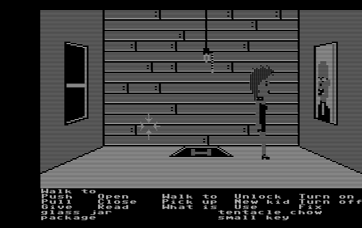 Maniac Mansion IBM PC/Compatibles Screenshot: This painting is suspicious...