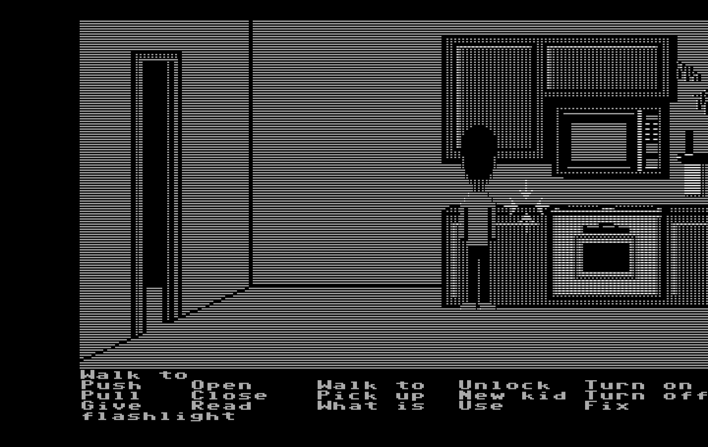 Maniac Mansion IBM PC/Compatibles Screenshot: Picking up some items in the kitchen...