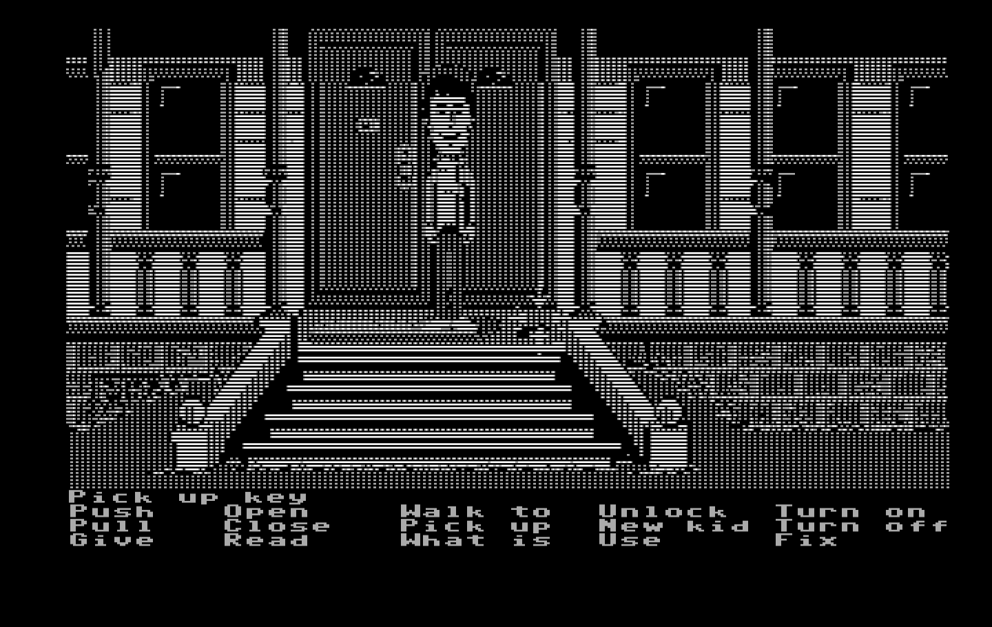 Maniac Mansion IBM PC/Compatibles Screenshot: Luckily, someone left the front door key under the mat.