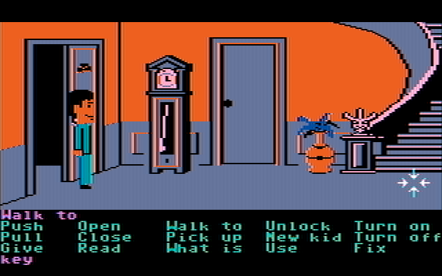 Maniac Mansion IBM PC/Compatibles Screenshot: Entering the house.