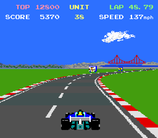 Pole Position II Arcade Screenshot: No cars in sight, I need to speed up!